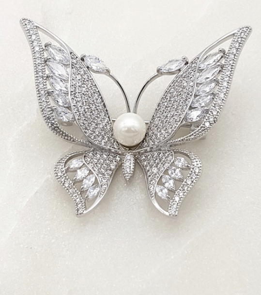 Chrysalini CABR0015 Butterfly Brooch silver or gold plated $35